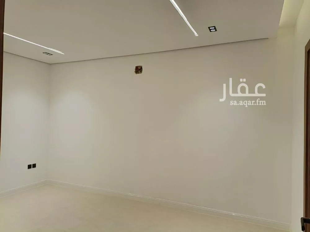 3 bedroom floor in Okaz 7