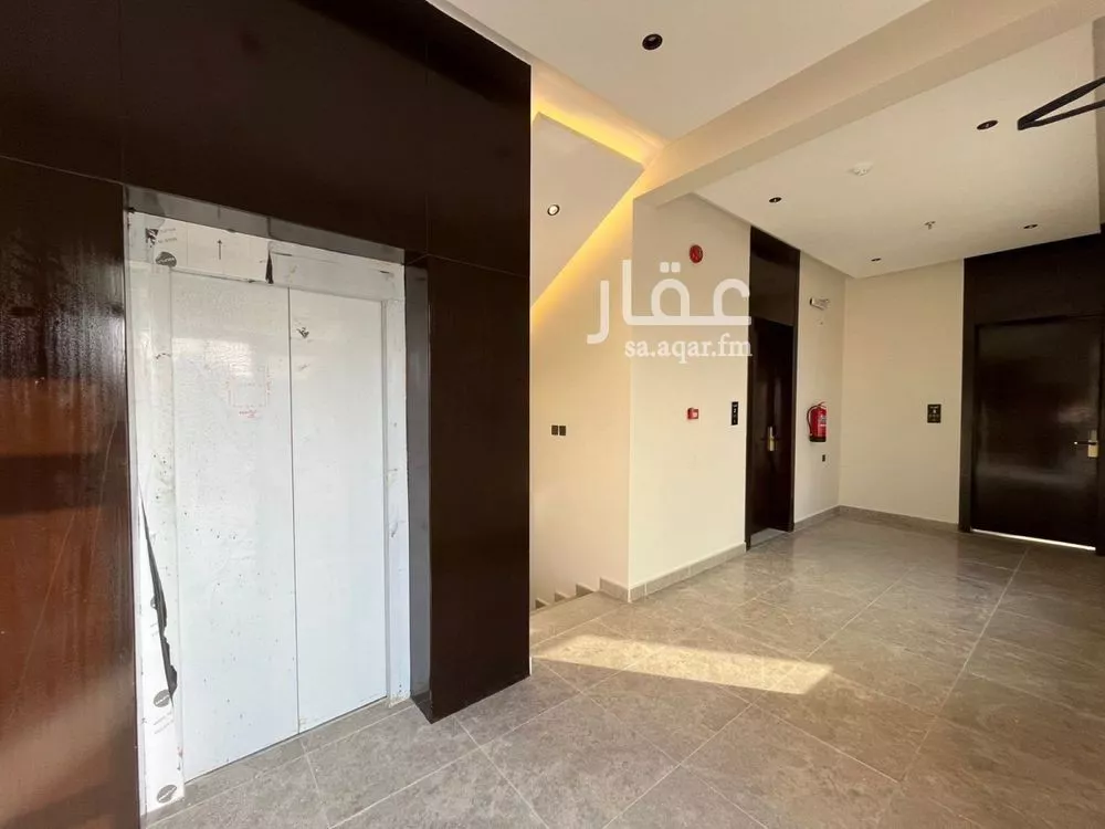 3 bedroom apartment in Al Mahdiyyah 6