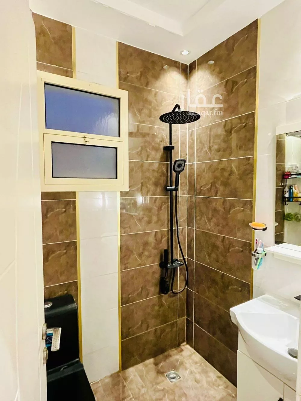 3 bedroom apartment in Al Malqa 9