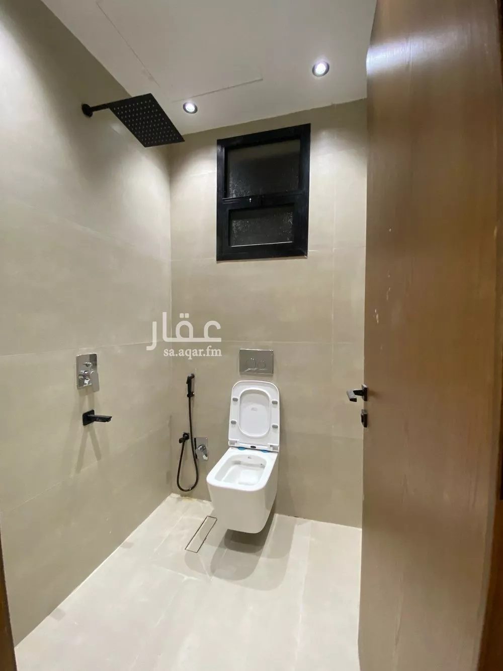 شقة 3 غرف في عكاظ 6