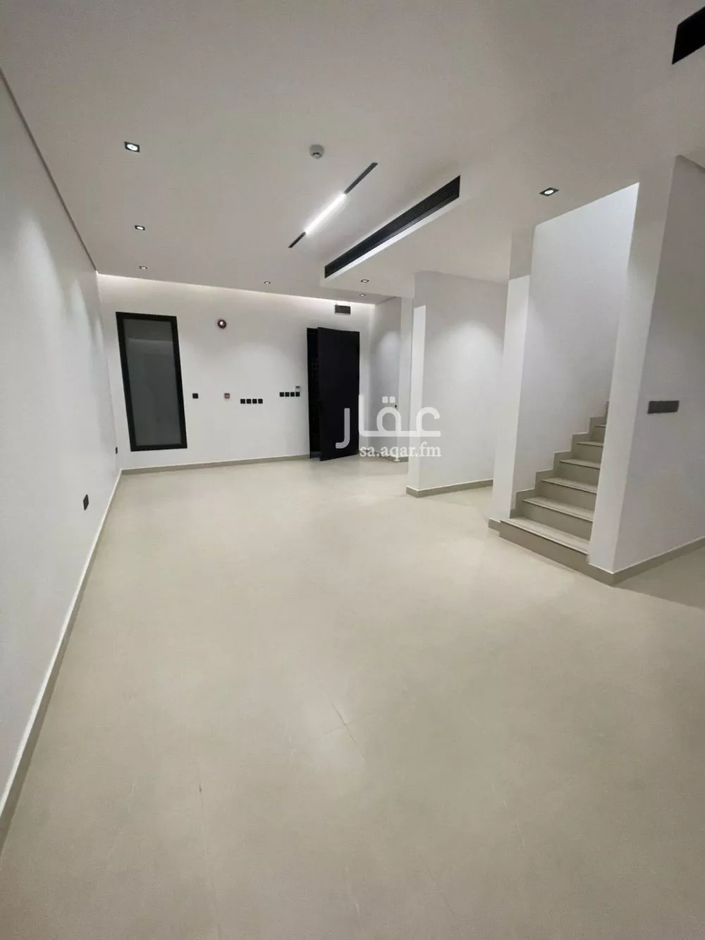 4 bedroom villa in Al Narjis 19