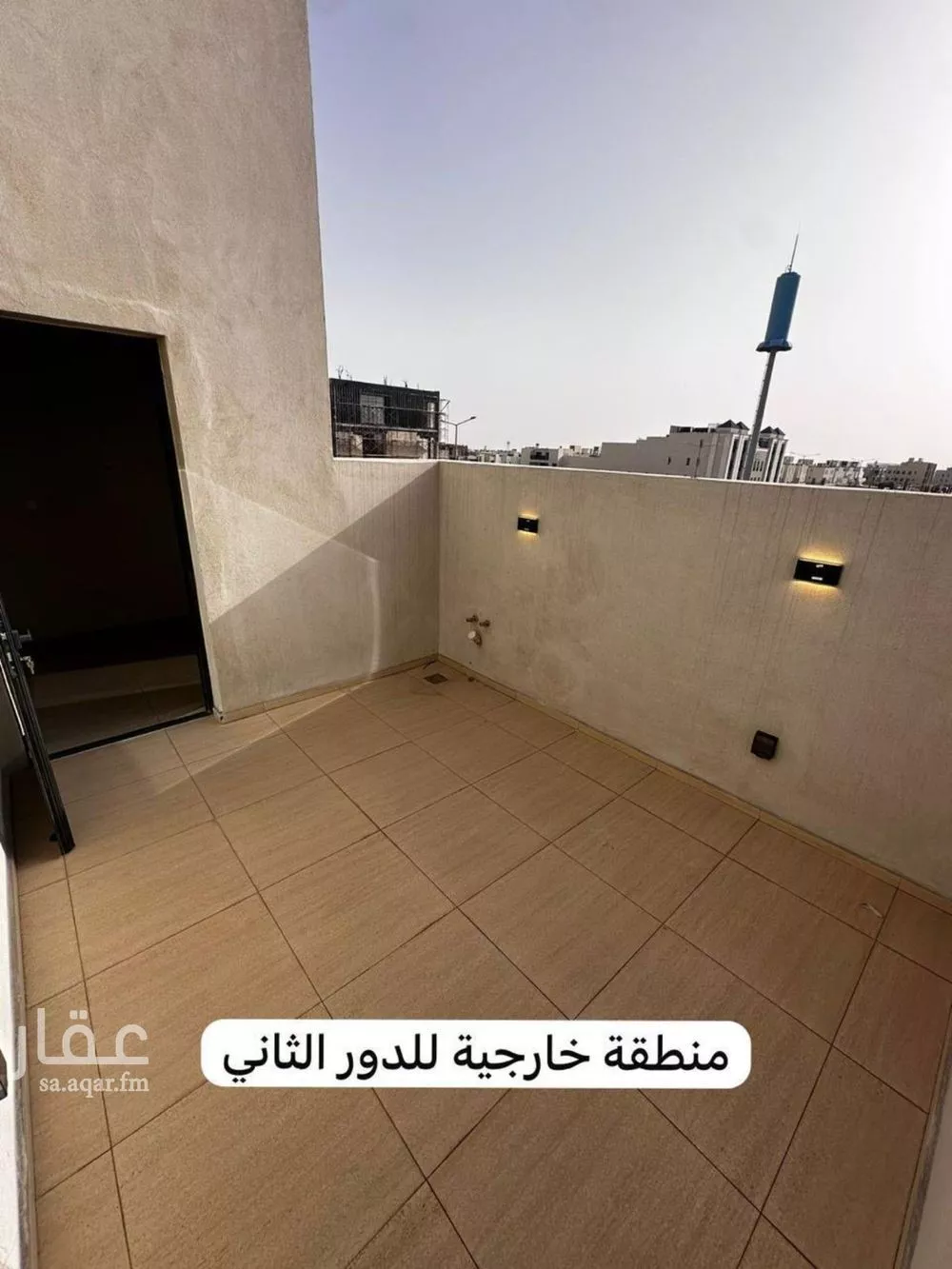 فيلا 6 غرف في العارض 18
