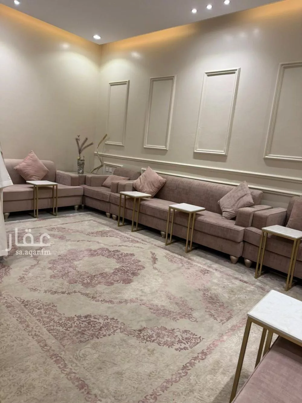 7 bedroom villa in Al Rimal 7