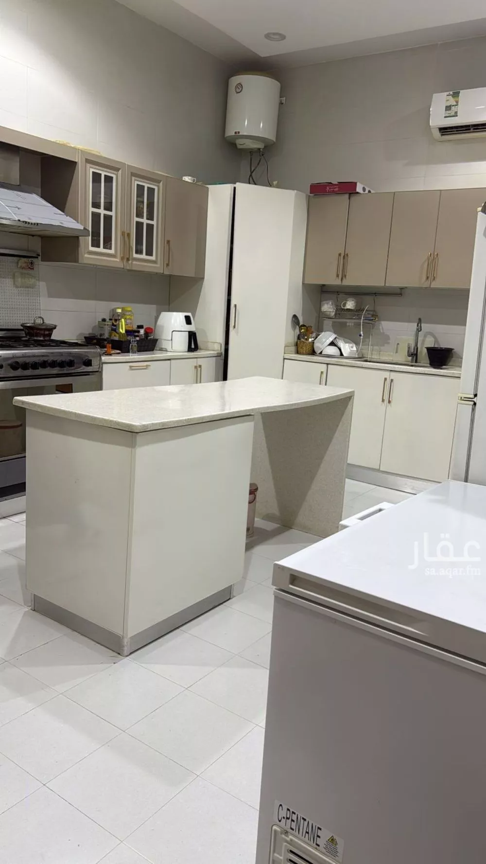 7 bedroom villa in Al Rimal 10