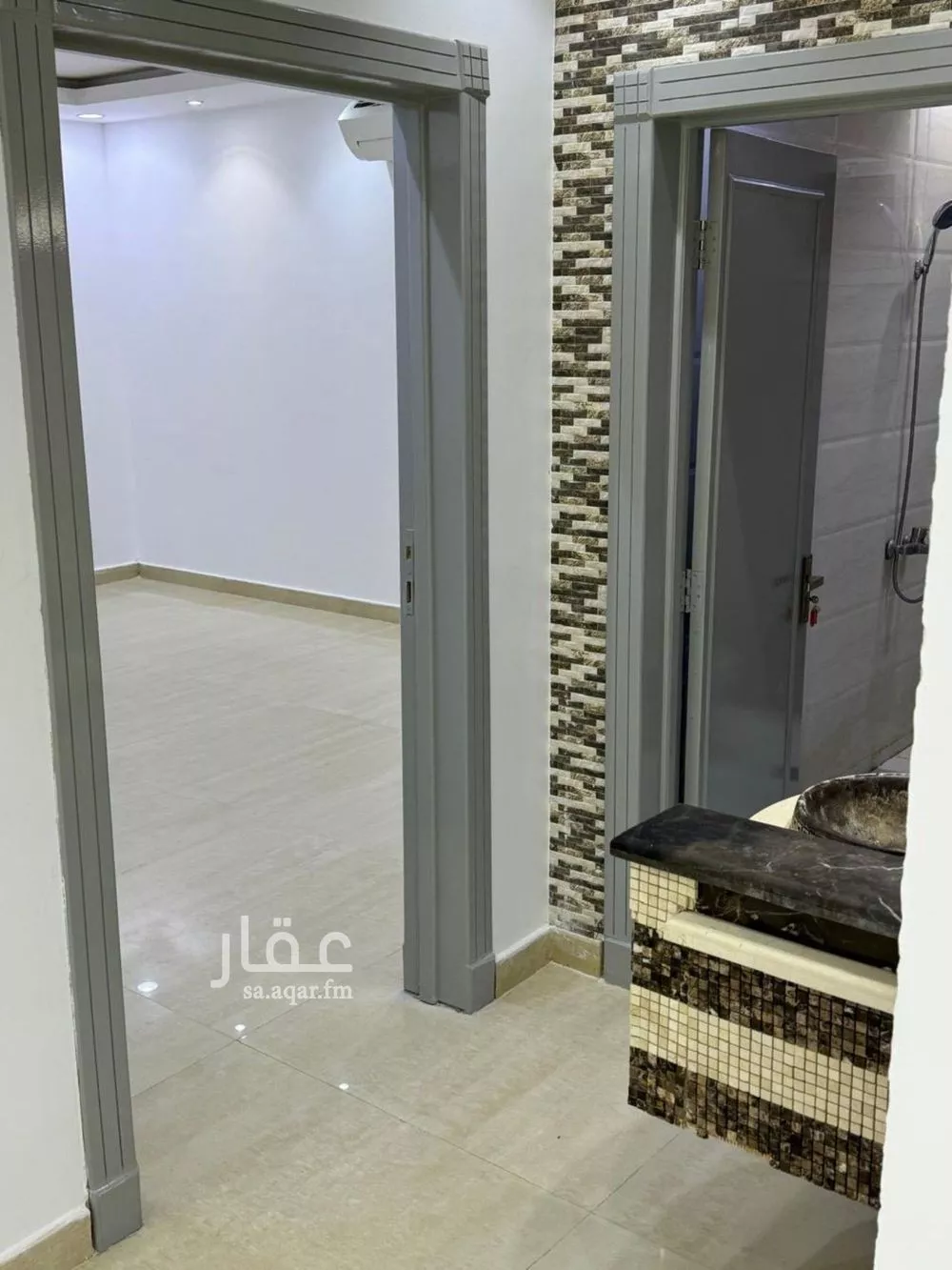 فيلا 4 غرف في ظهرة لبن 19