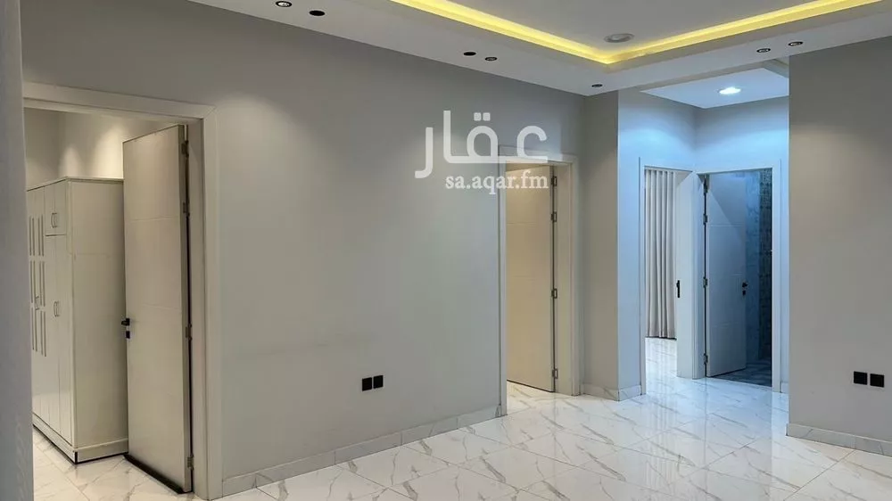 6 bedroom villa in Al Munsiyah 3