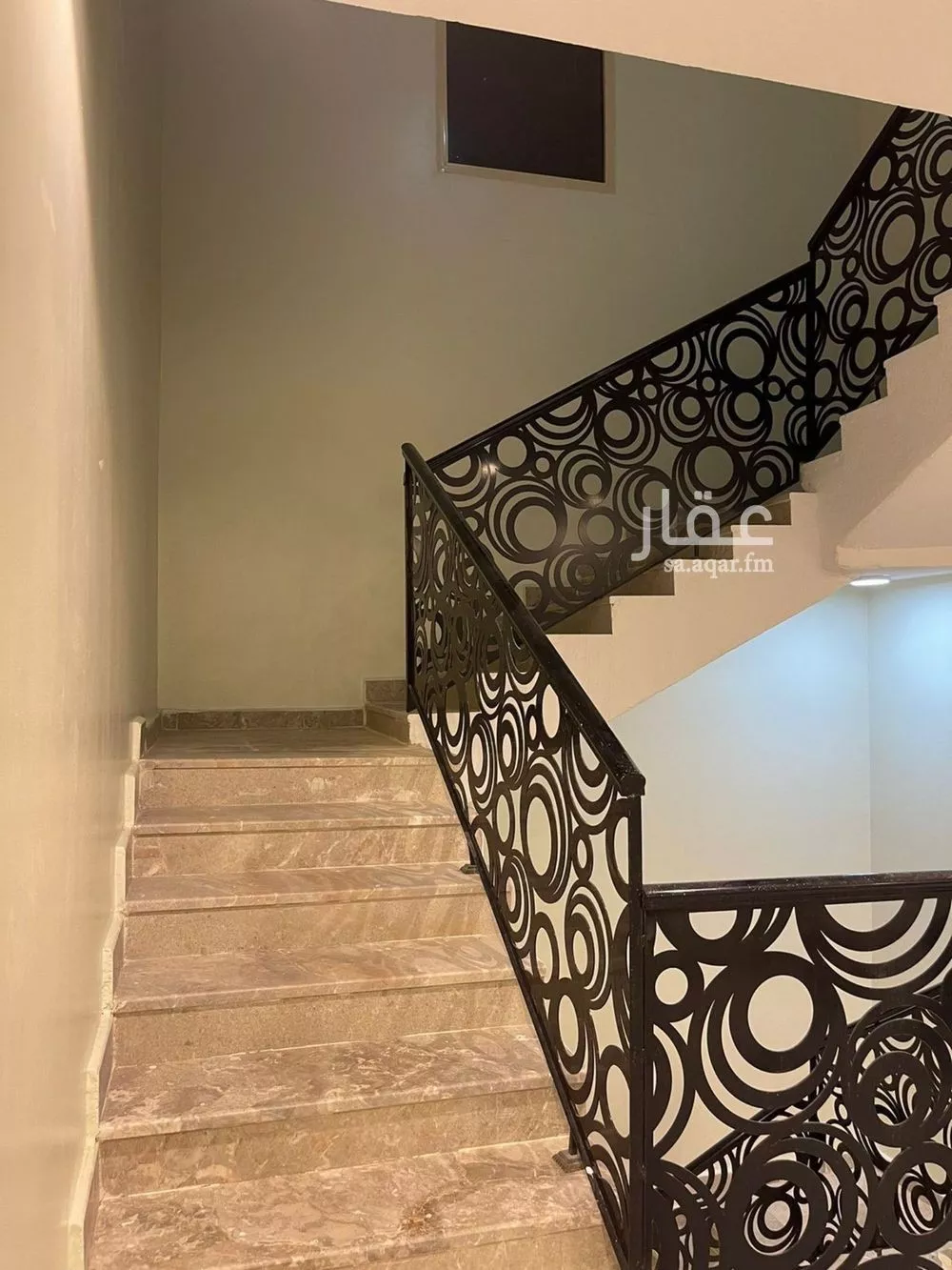 فيلا 6 غرف في طيبة 7