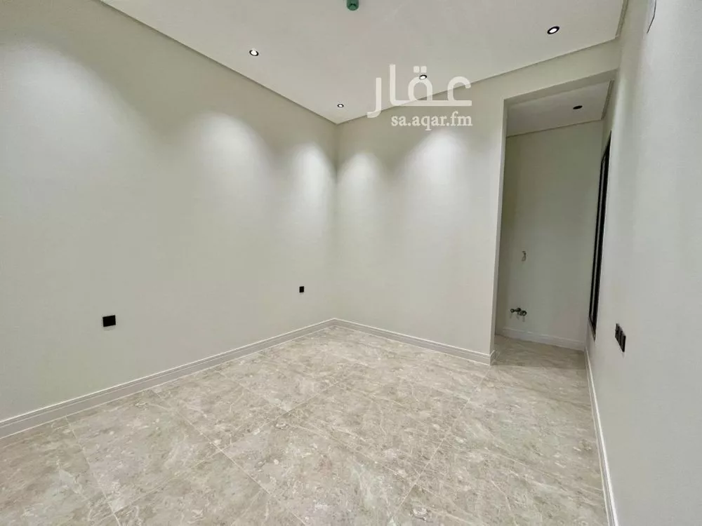 3 bedroom apartment in Al Mahdiyyah 16