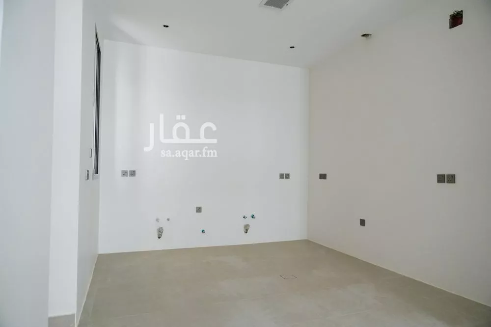 4 bedroom apartment in Al Rimal, Riyadh 9
