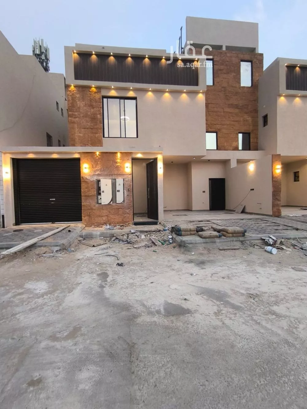 3 bedroom apartment in Al Hazm 2