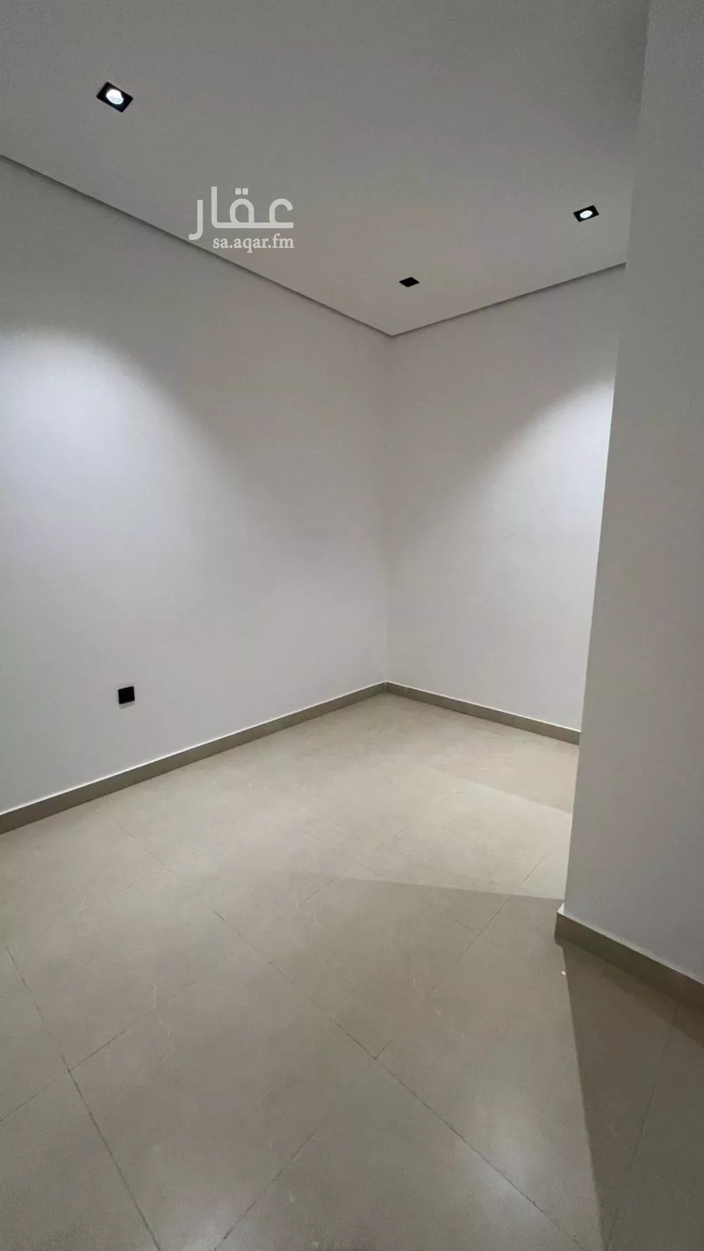 8 bedroom villa in Al Aridh 11