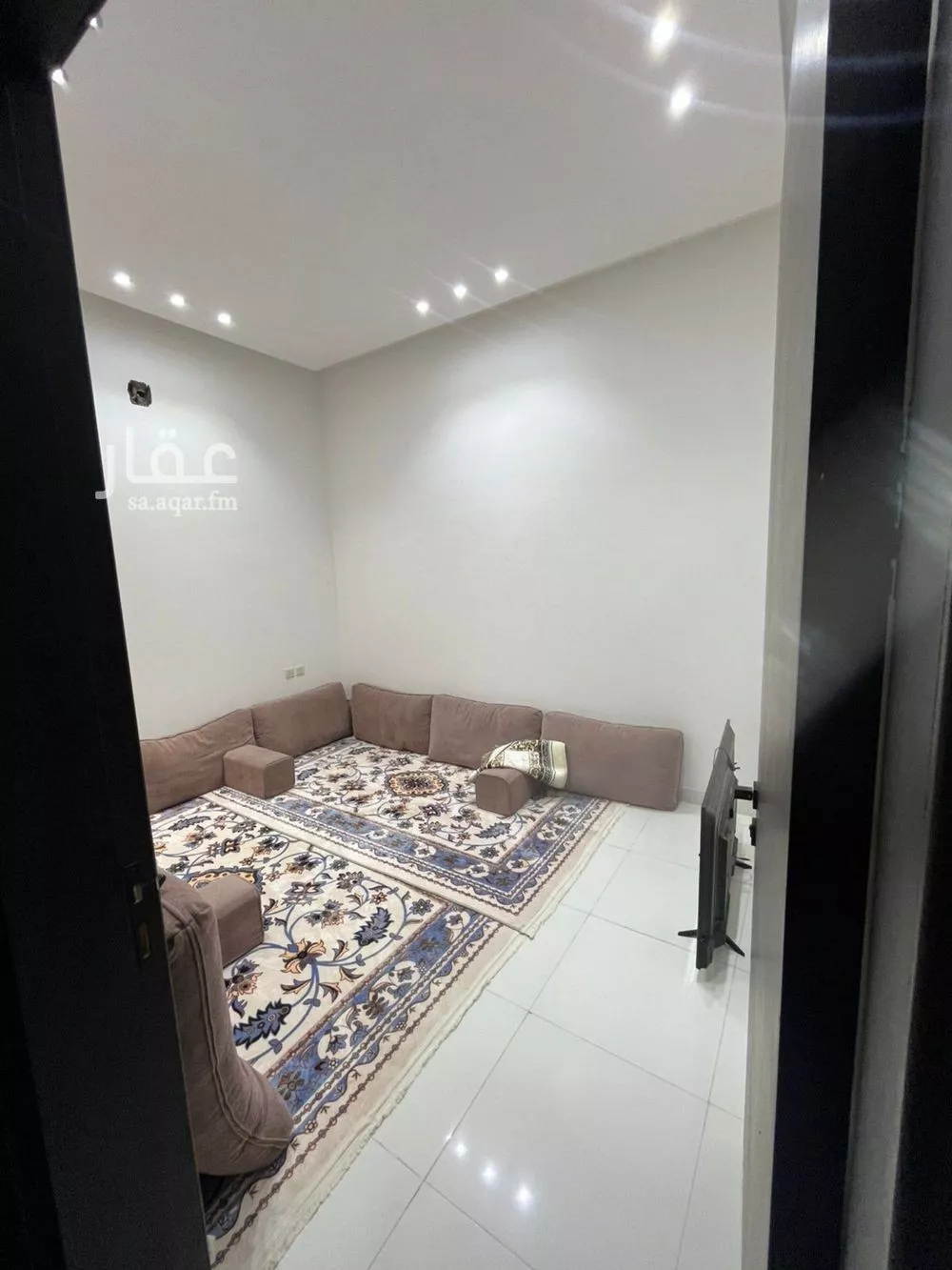 فيلا 7 غرف في بدر 4