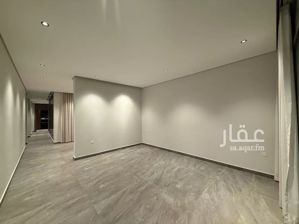 3 bedroom villa in Al Aridh 5