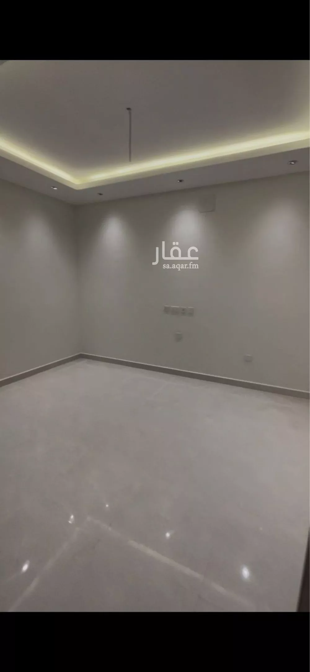 4 bedroom villa in Al Janadriyah 18