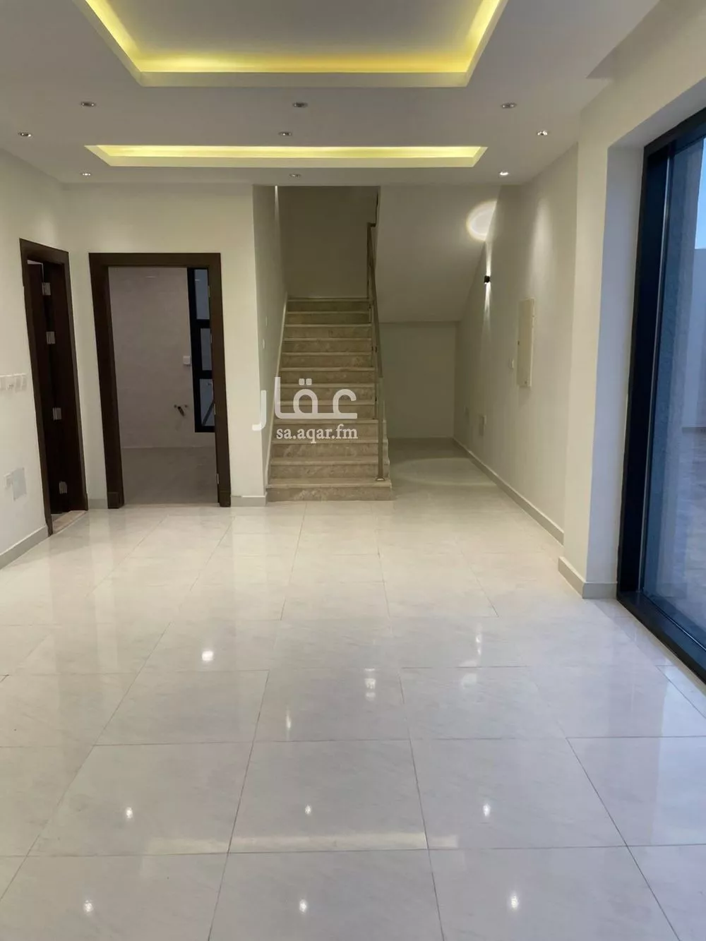 4 bedroom villa in Al Janadriyah 21