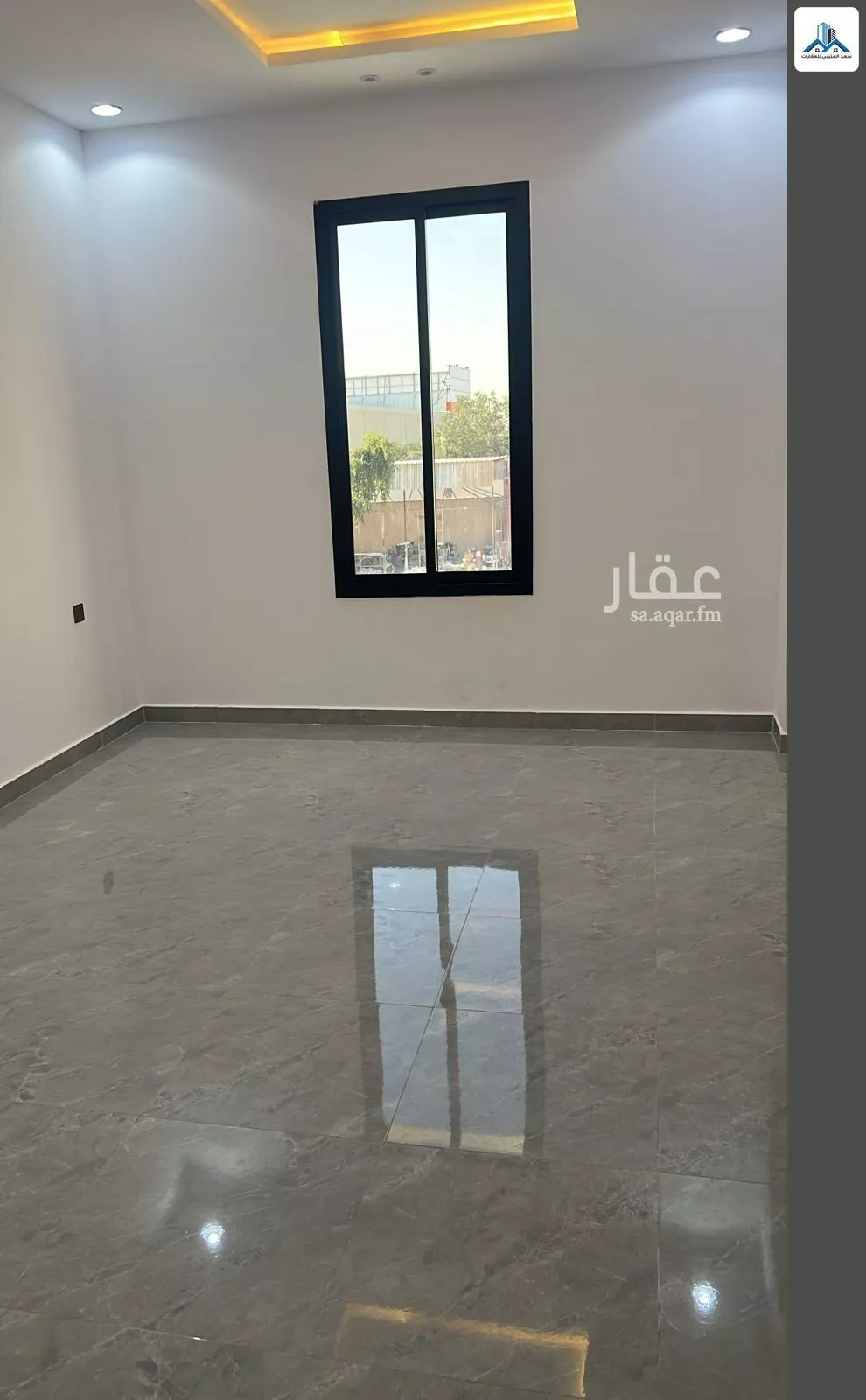 4 bedroom villa in Al Janadriyah 11