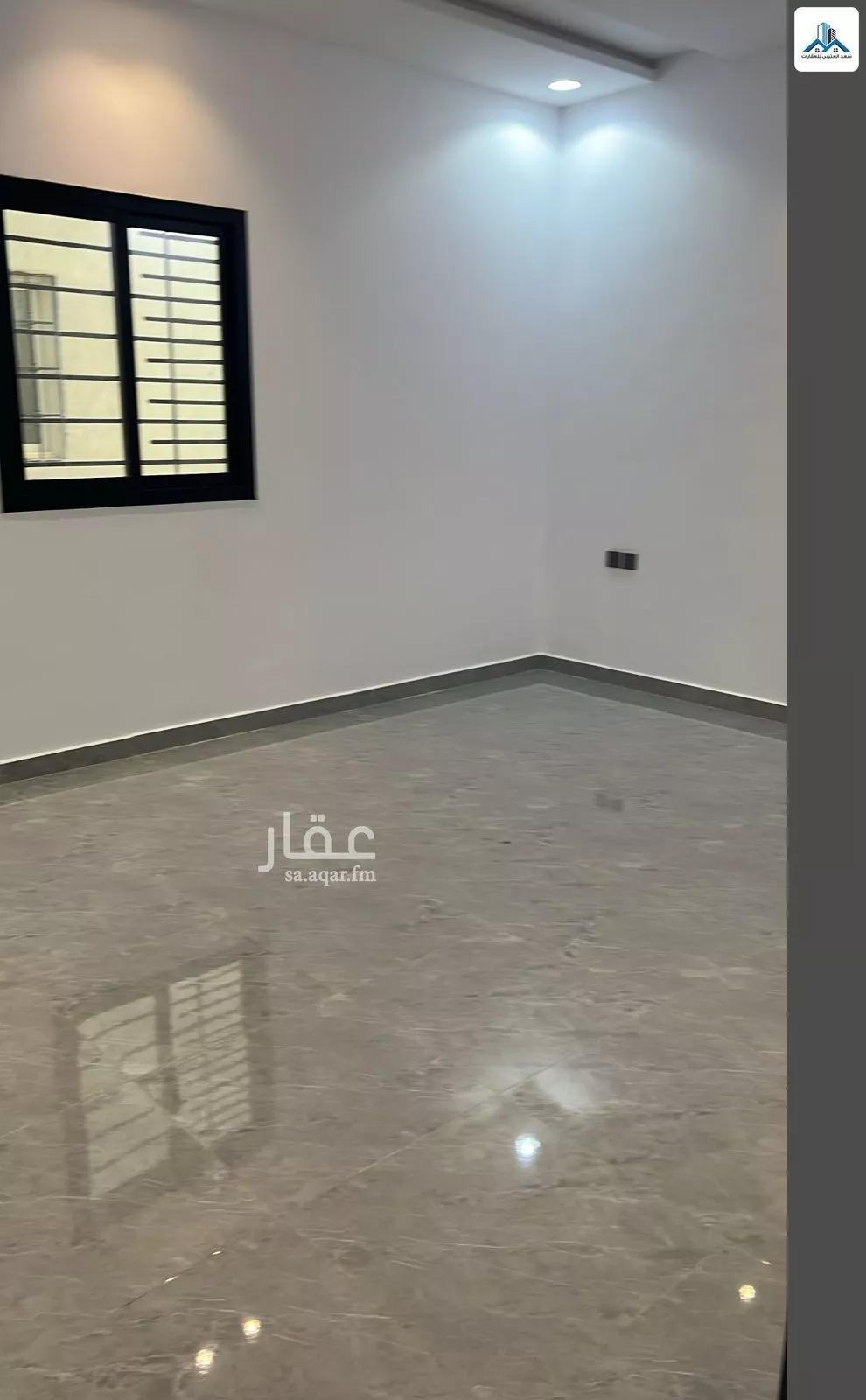 4 bedroom villa in Al Janadriyah 9