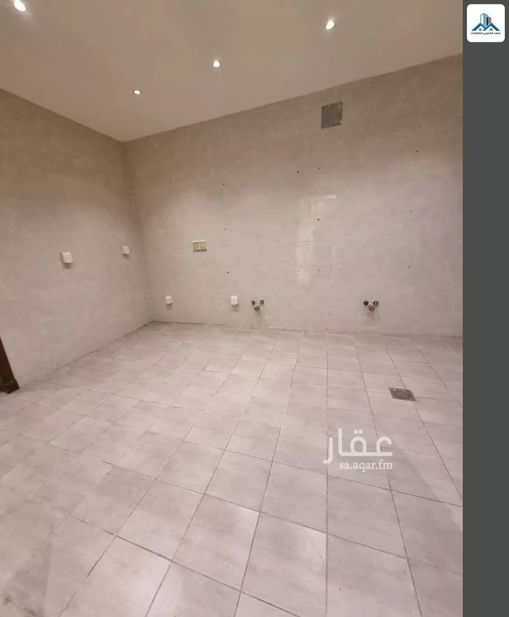 فيلا 3 غرف في الجنادرية 6
