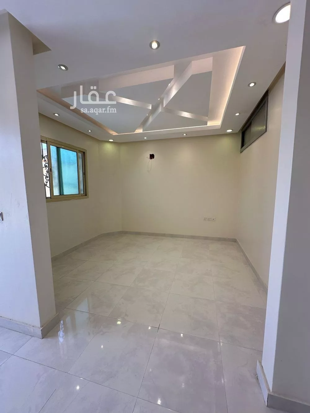 5 bedroom villa in Al Aridh 11