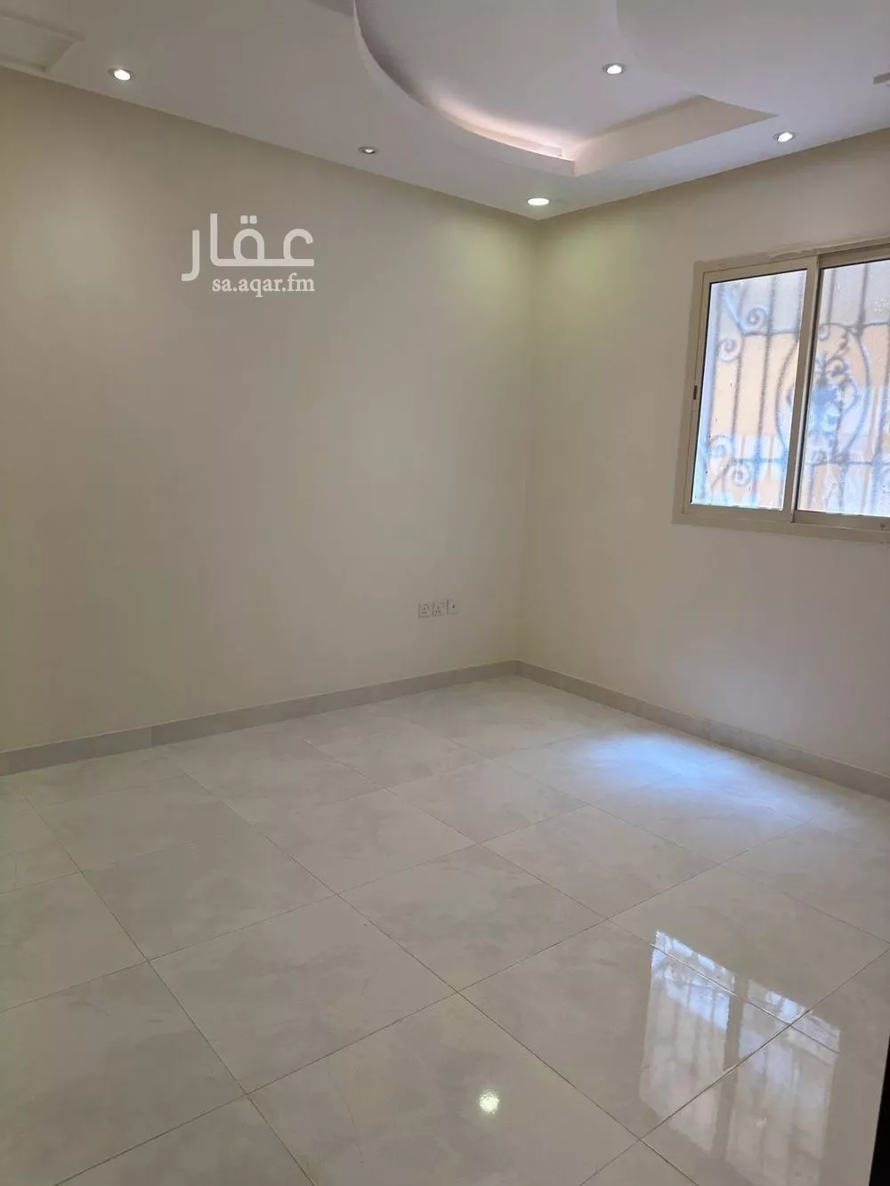 5 bedroom villa in Al Aridh 12