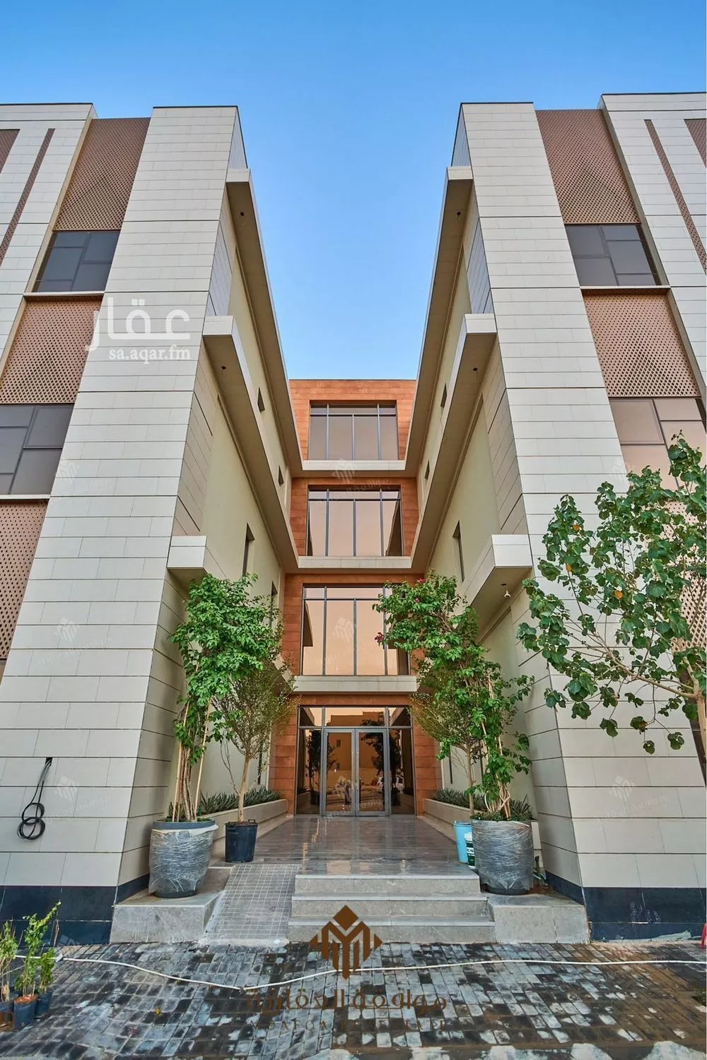 3 bedroom apartment in Al Mahdiyyah 4