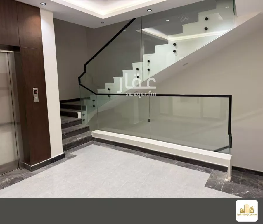 3 bedroom apartment in Al Hazm 6