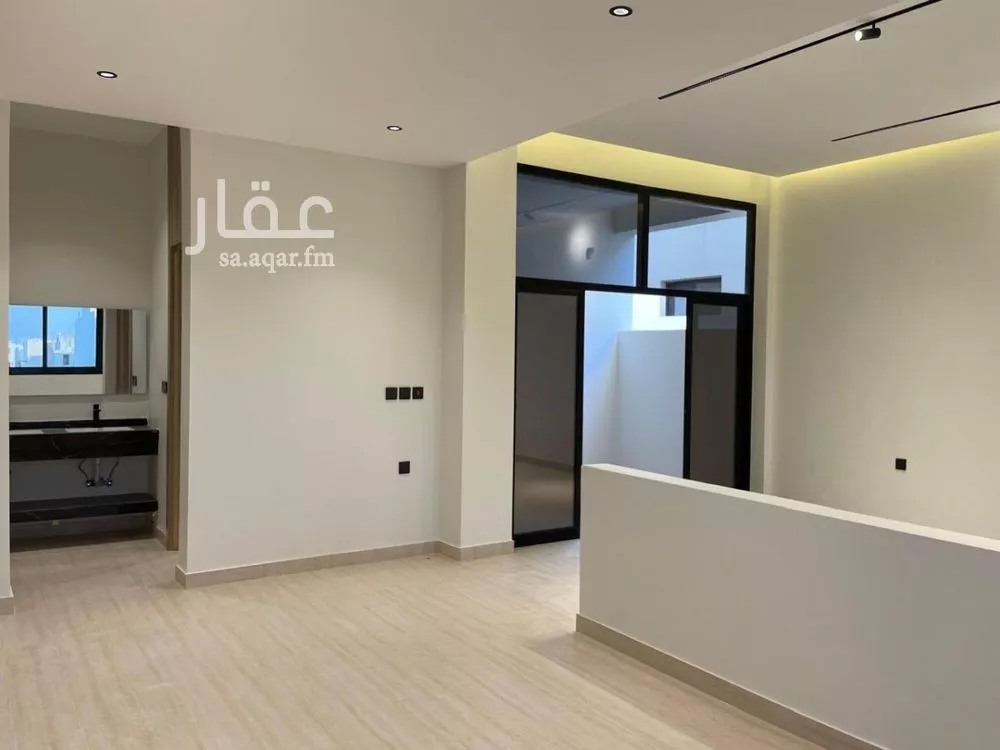 3 bedroom villa in Al Mahdiyyah, Riyadh 11