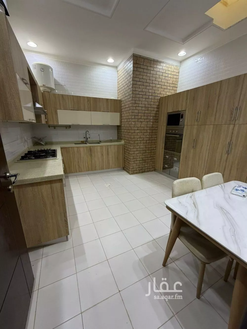 4 bedroom villa in Al Mahdiyyah 4