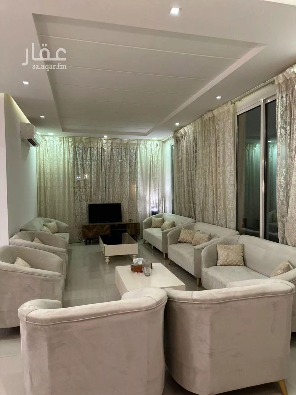 5 bedroom villa in Al Aridh 4