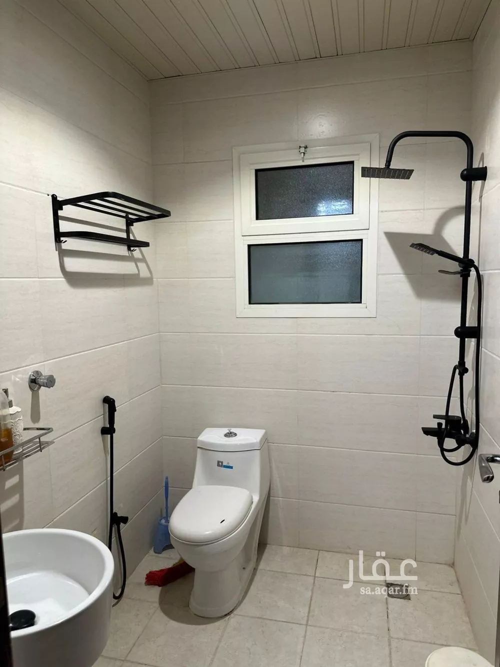 5 bedroom villa in Al Aridh 9