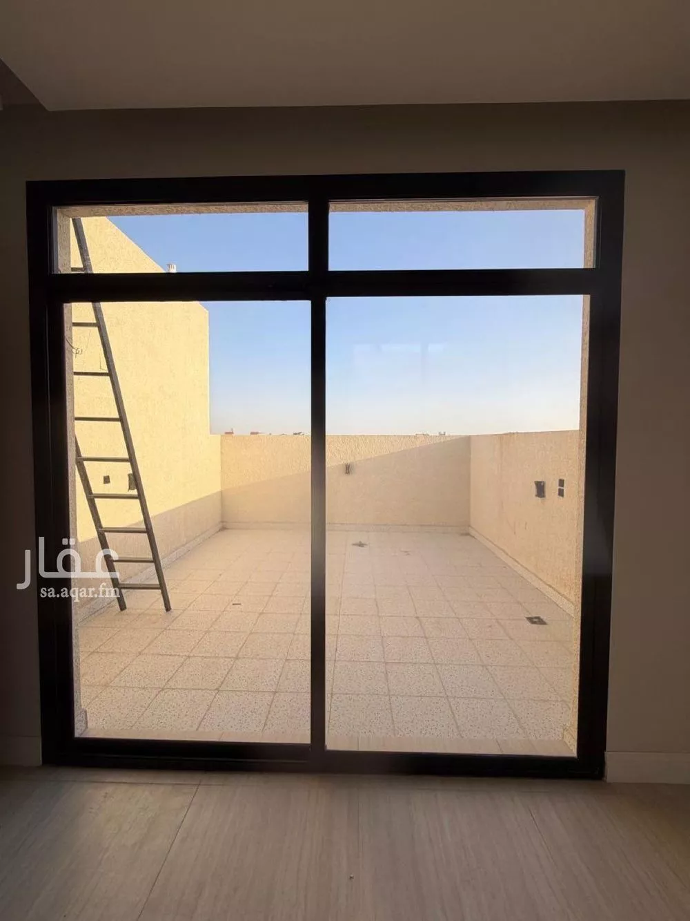 فيلا 4 غرف في العارض 15