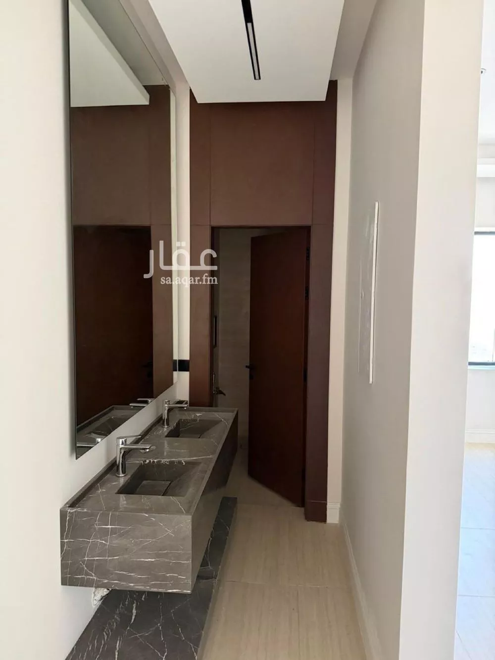 فيلا 4 غرف في العارض 25