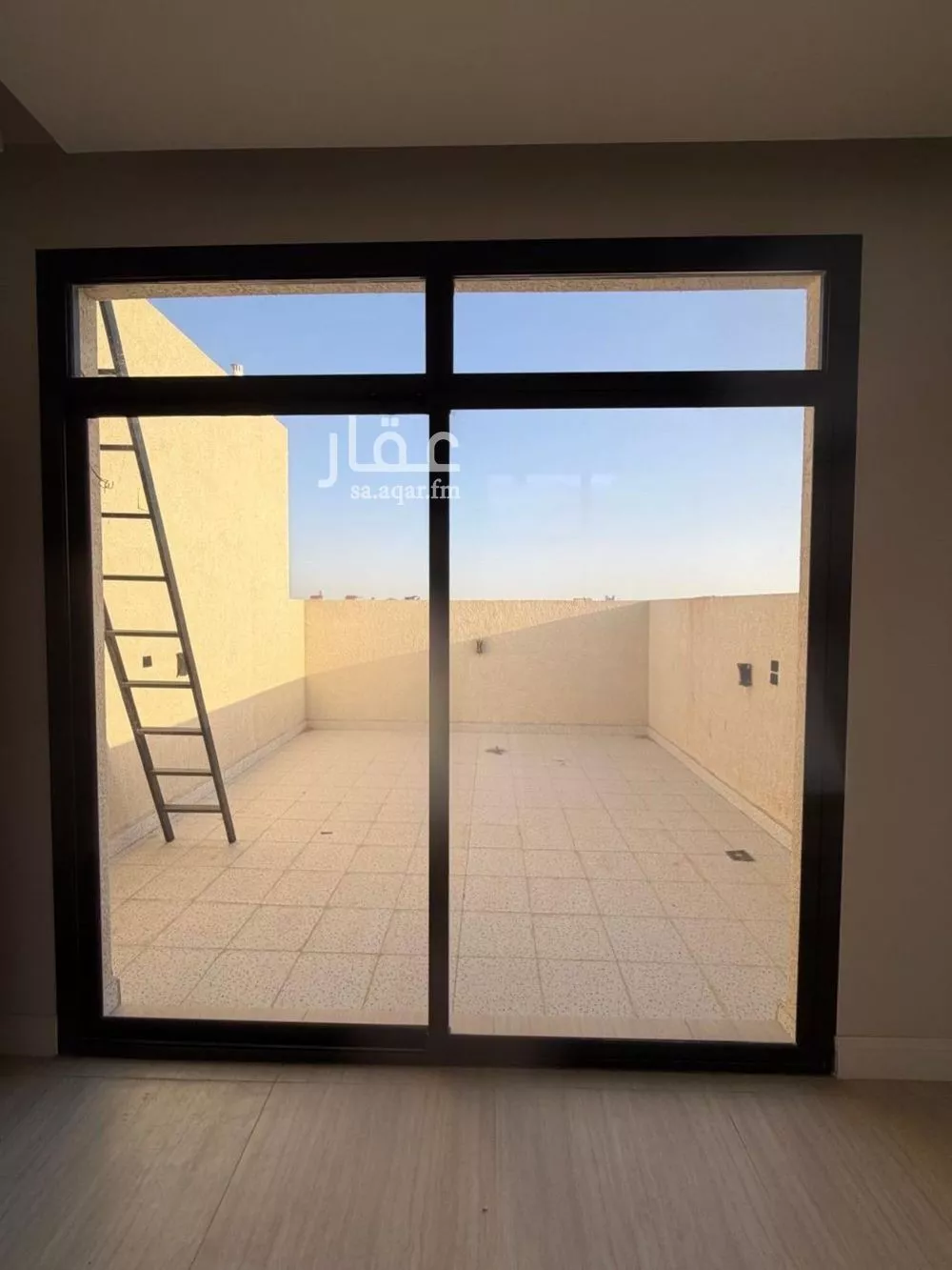 فيلا 3 غرف في العارض 7