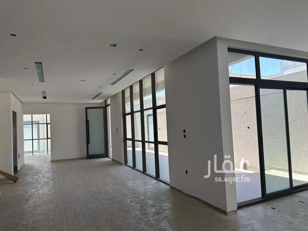 4 bedroom villa in Al Mazrouiyah, Eastern Province 7