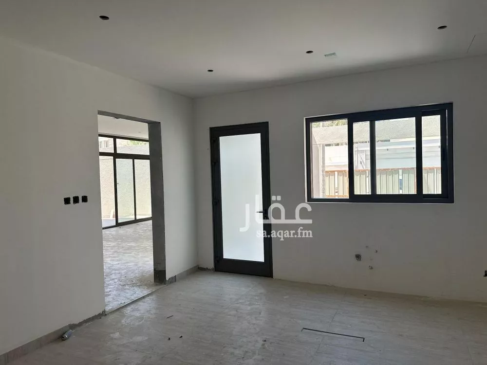4 bedroom villa in Al Mazrouiyah, Eastern Province 9