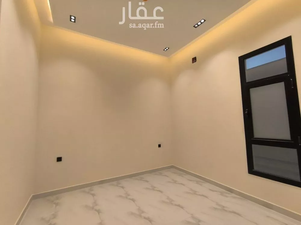 شقة 4 غرف في الزهرة 7