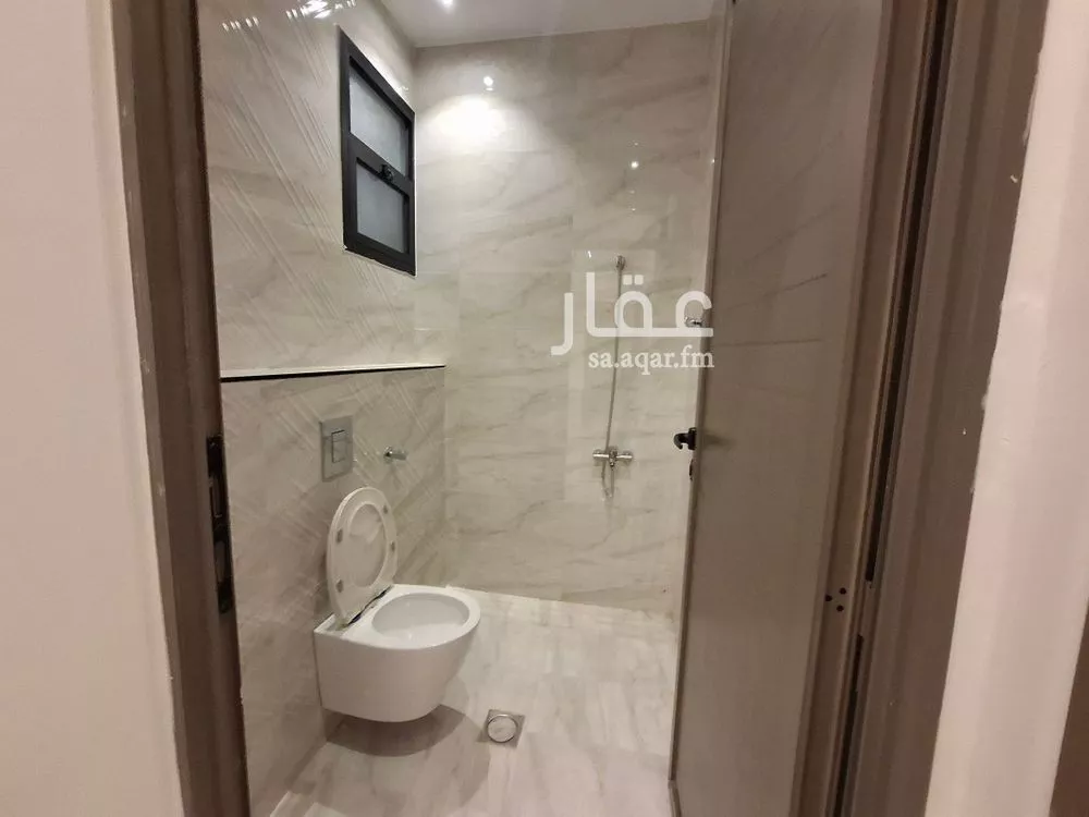 شقة 4 غرف في بدر 12