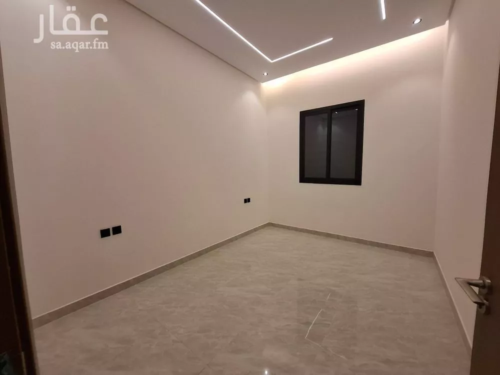 شقة 4 غرف في بدر 4