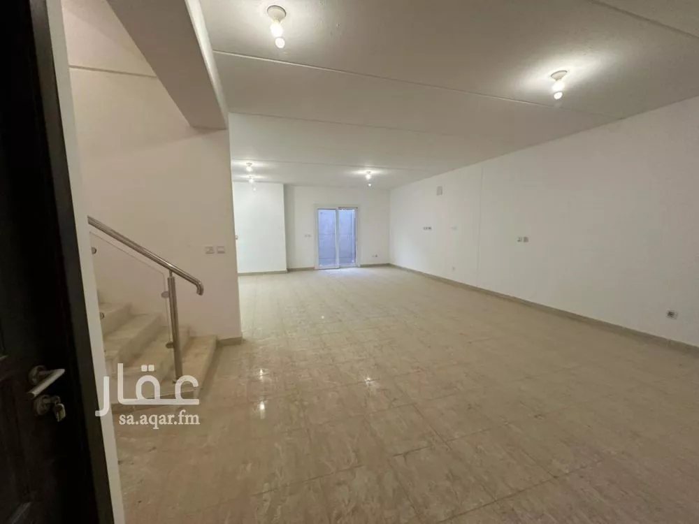 4 bedroom villa in Riyadh 6