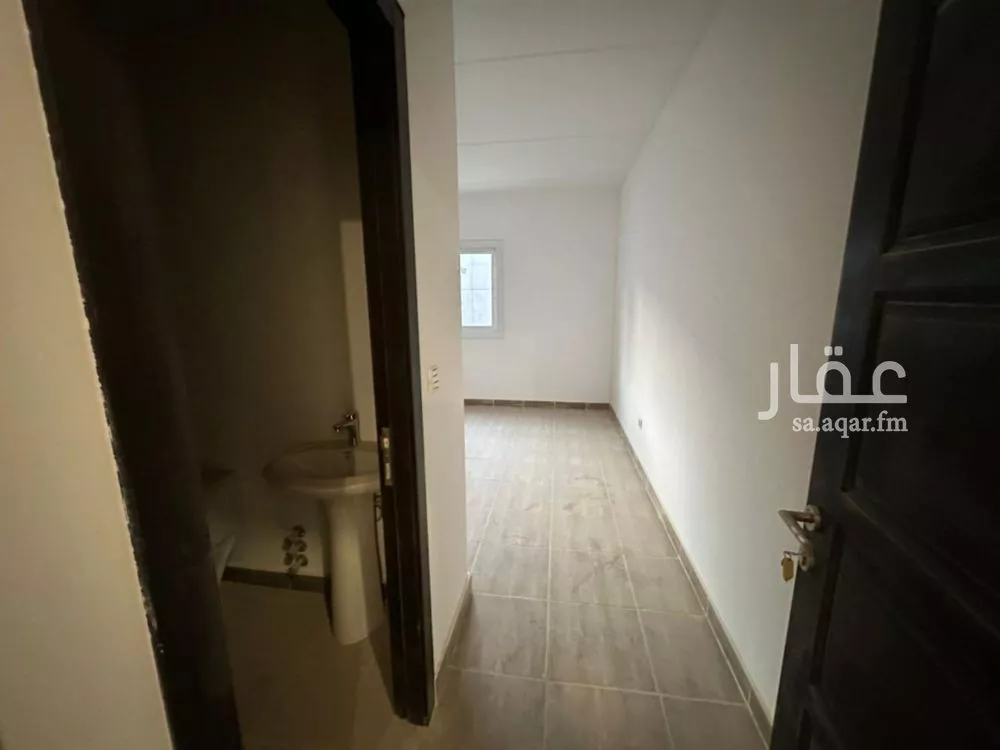 4 bedroom villa in Riyadh 10