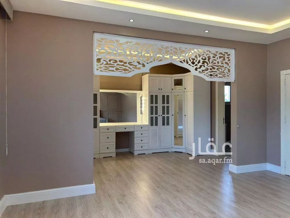 6 bedroom villa in Dhahrat Laban, Riyadh 2