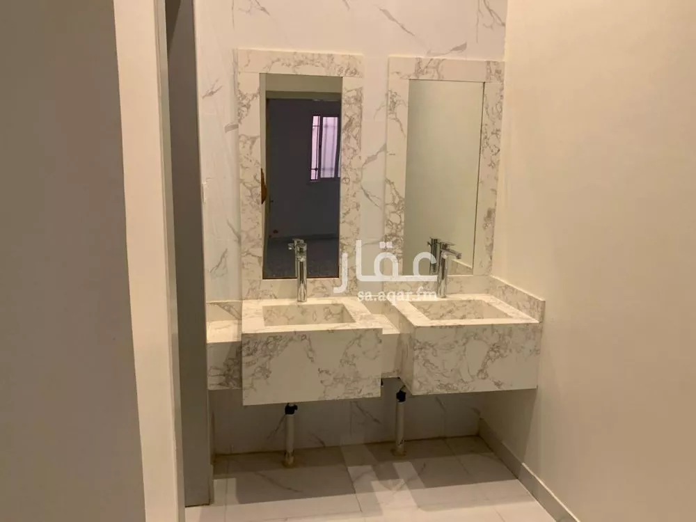 6 bedroom villa in Al Qadisiyah 4