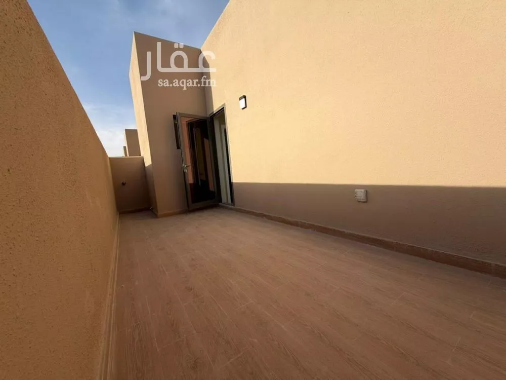 6 bedroom villa in Al Rimal 15
