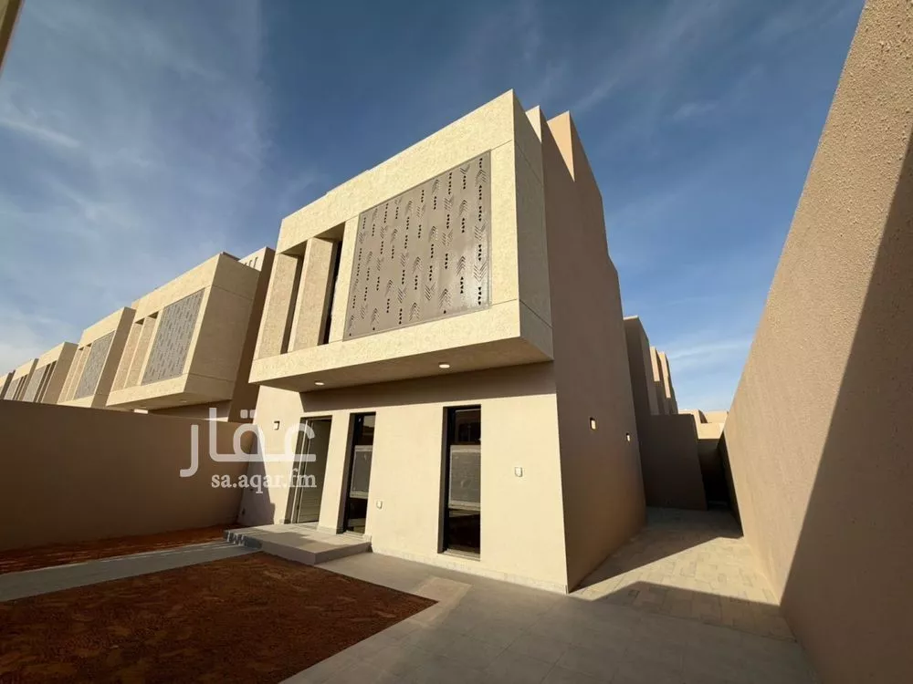 6 bedroom villa in Al Rimal 5