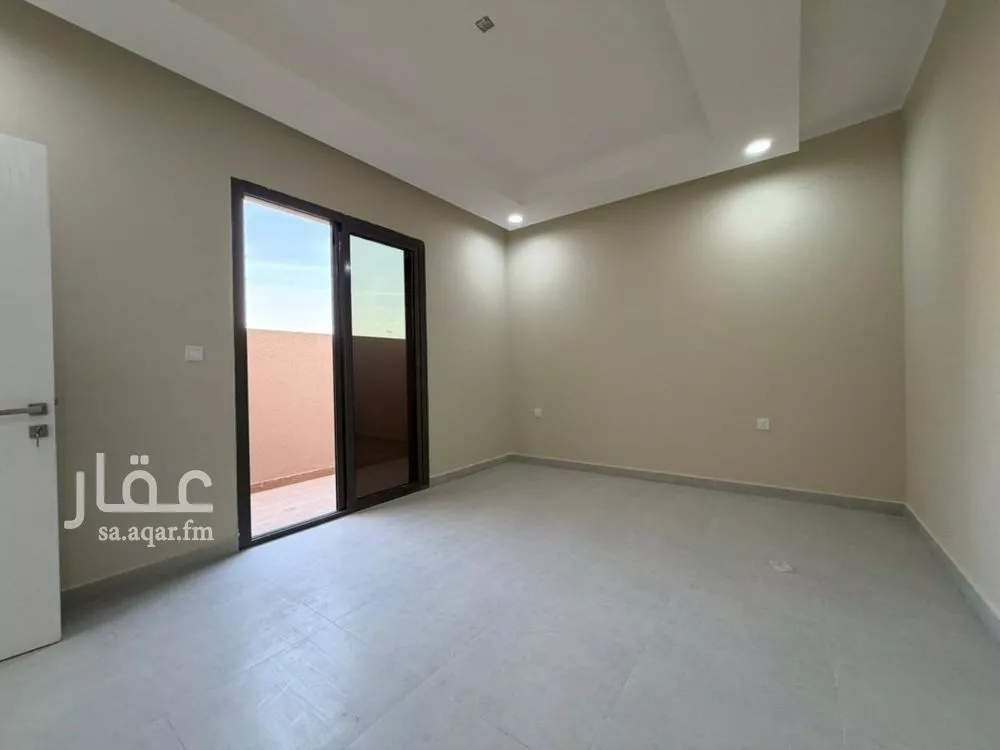 6 bedroom villa in Al Rimal 10