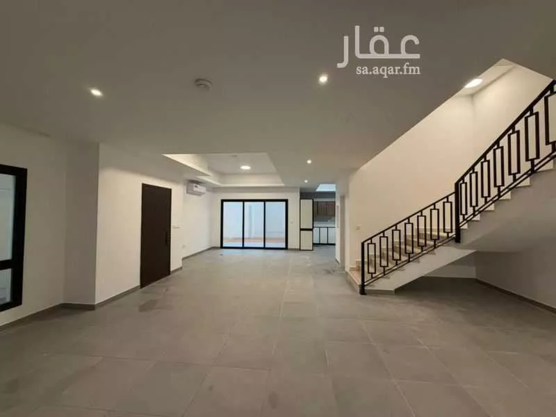 5 bedroom villa in Riyadh 11