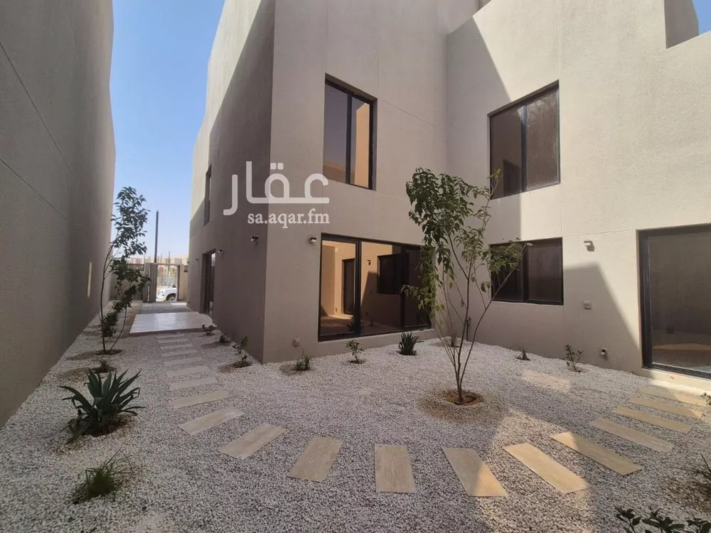 فيلا 3 غرف في العارض 15