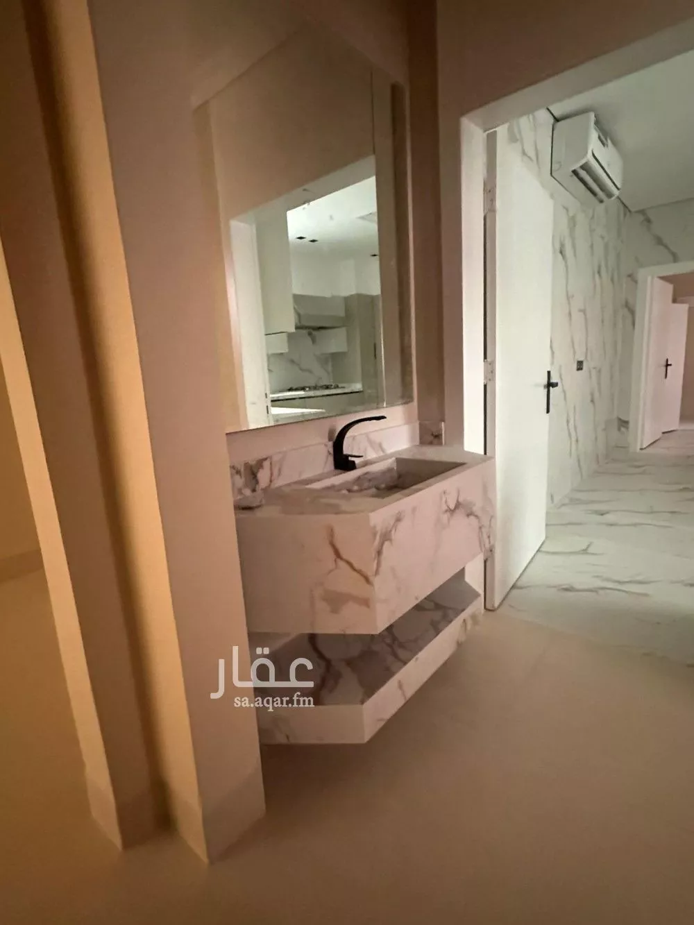 فيلا 9 غرف في المونسية 22
