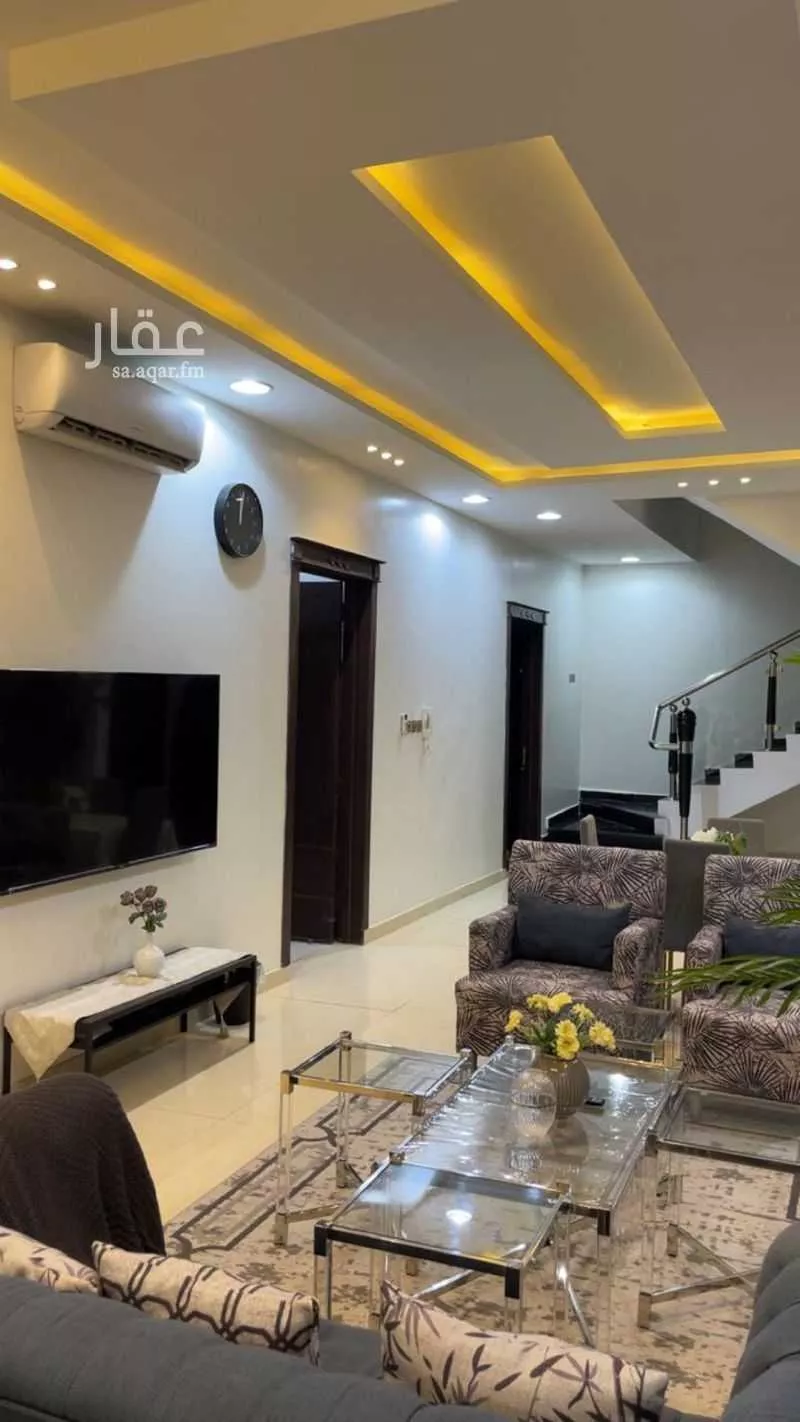 10 bedroom villa in Al Qadisiyah 3