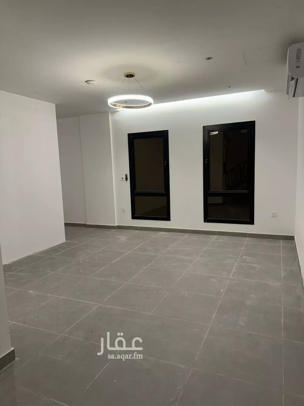 فيلا 4 غرف في النرجس 4